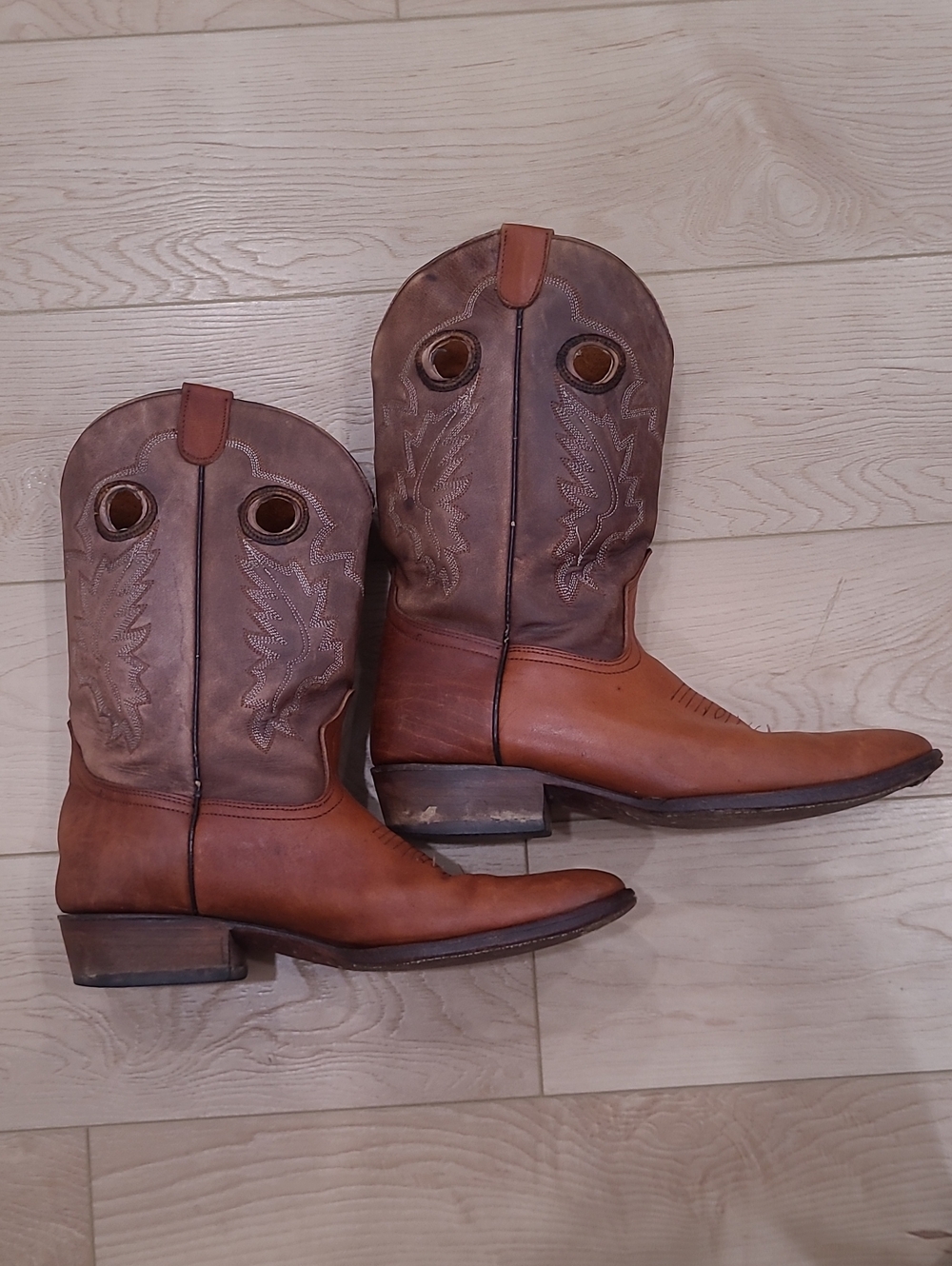 Vintage OK CORRAL Two-Toned Western Cowboy Boot
